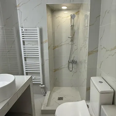 Neoclassical In Kadmia