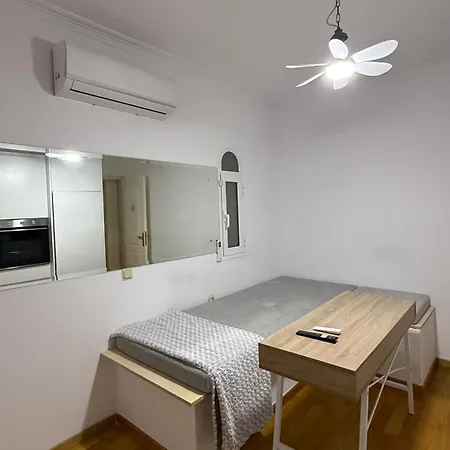 Neoclassical In Kadmia Apartment